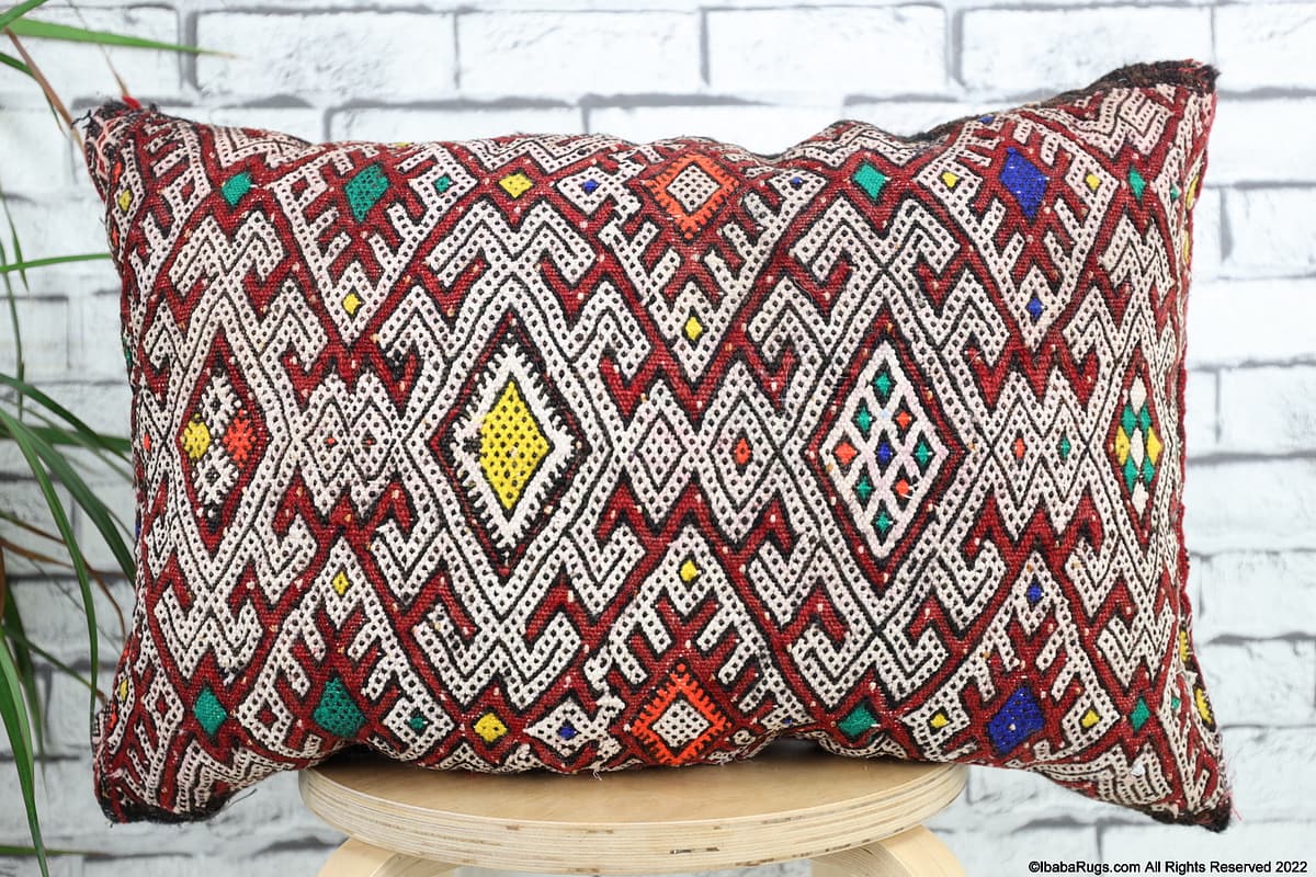 15'7"x23'6" Authentic Moroccan vintage Pillow Cover