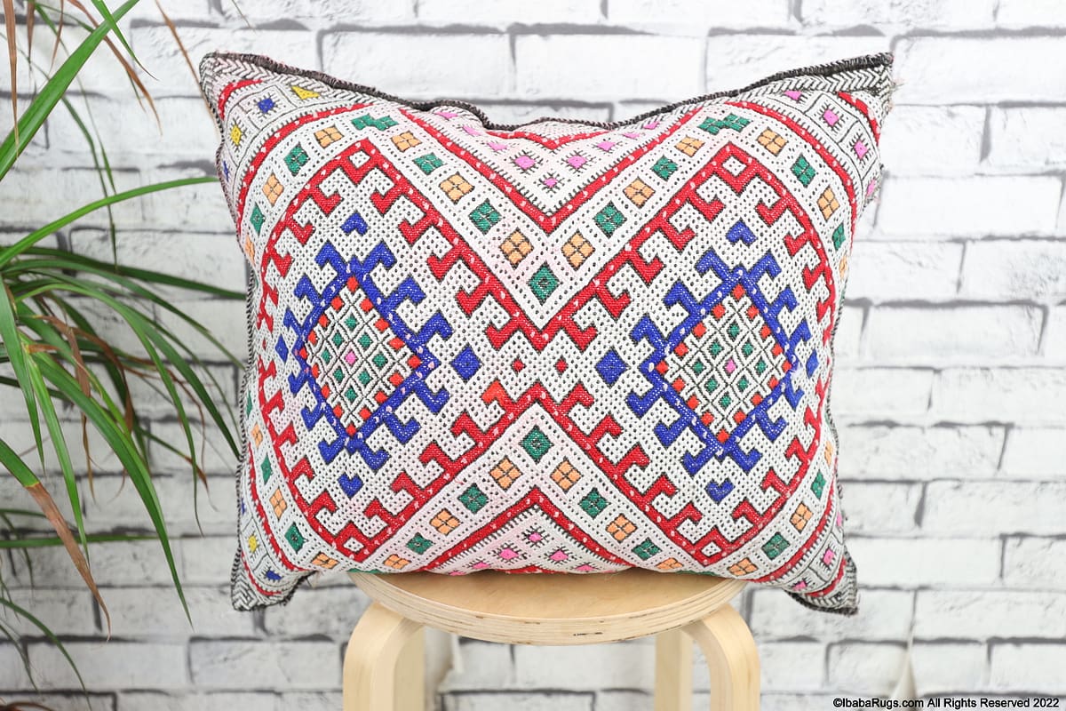 17'3"x20'8" Authentic Moroccan vintage Pillow Cover