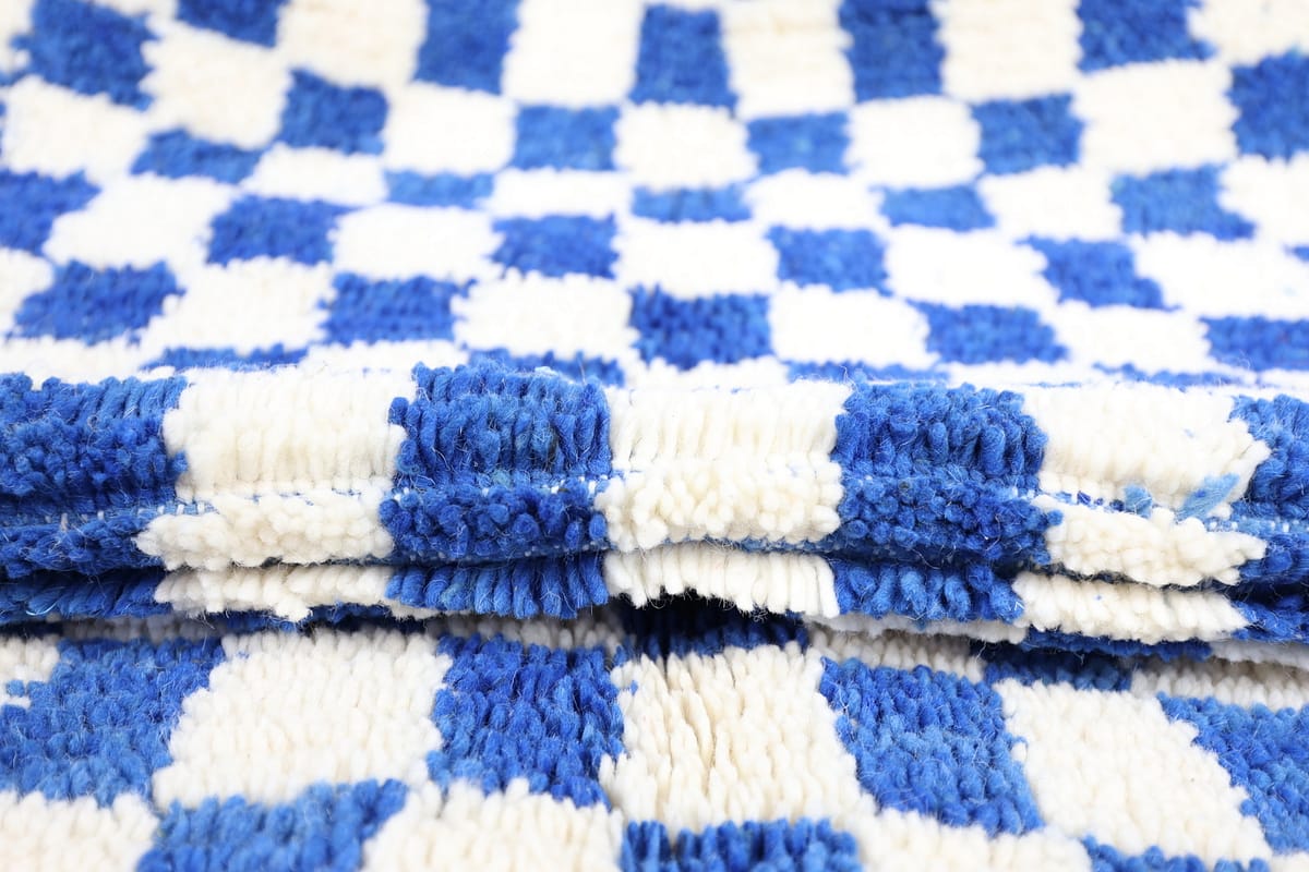 Msisna-Shag Moroccan Rug-Checkered rug (3'7" x 5'7")