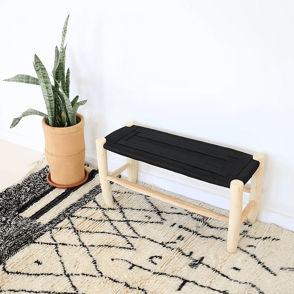 Natural bench in raw wood and dark black braiding