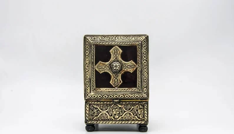 Vintage Moroccan Jewelry Box Hand Engraved