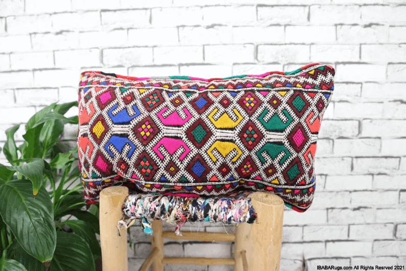 11'8"x21'2" Authentic Moroccan vintage Pillow Cover
