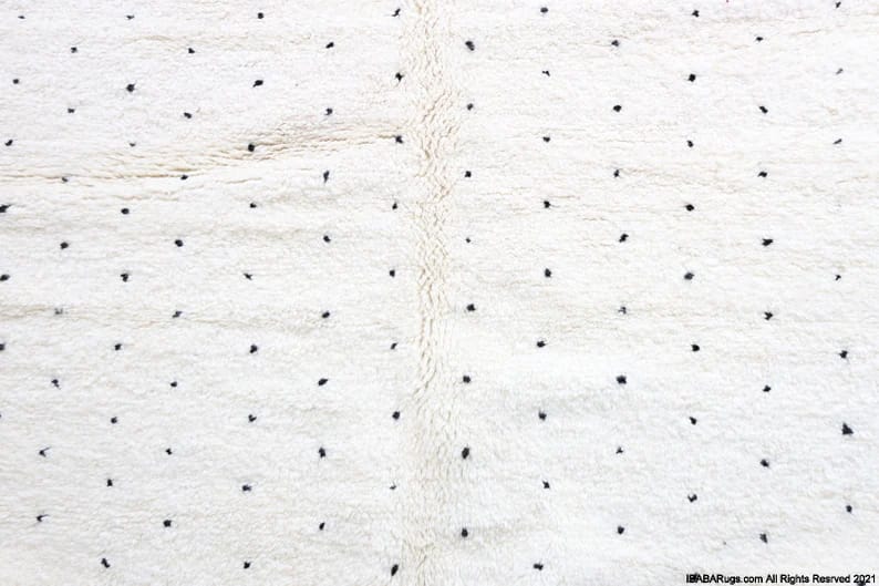 Benat-Shag Moroccan Rug-Dots Rug (5'2" x 8'3")