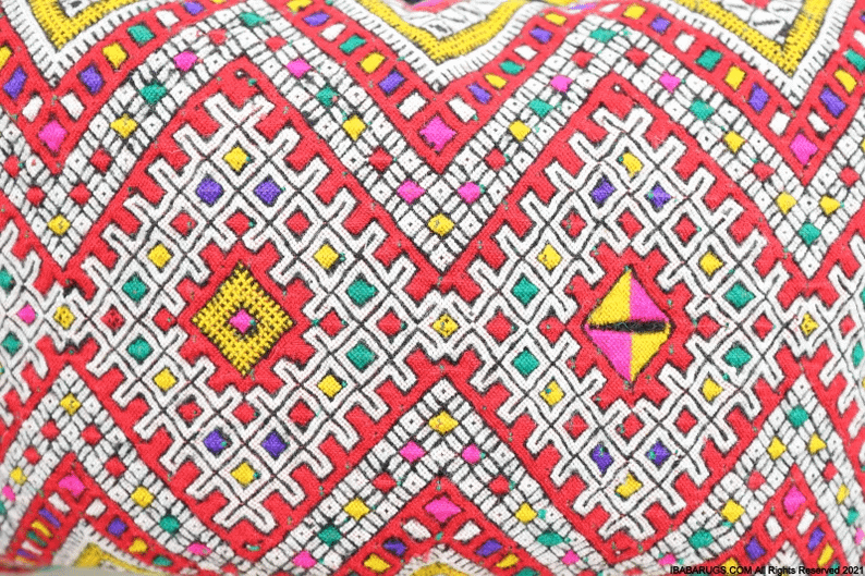 15'7"x23'6" Authentic Moroccan vintage Pillow Cover