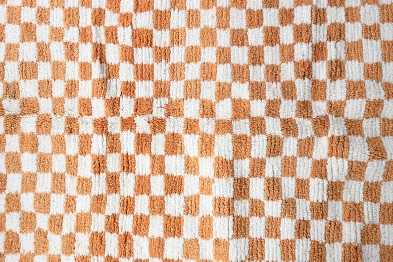 Tifan-Shag Moroccan Rug-Checkered rug (5'2" x 5'4")