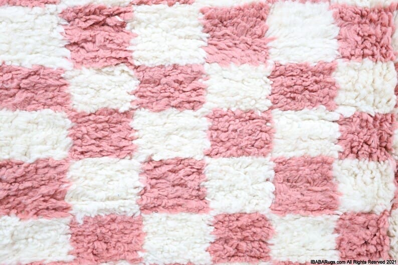 Segguma-Shag Moroccan Rug-Checkered rug (4'7" x 8'0")