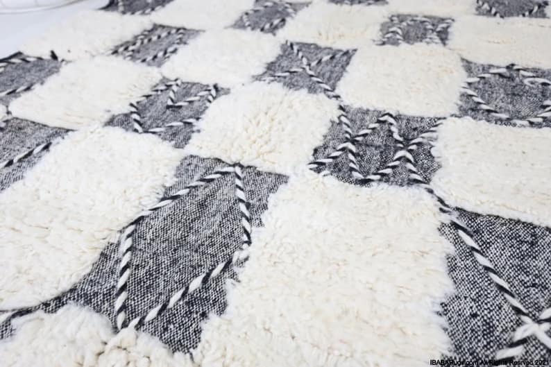 Herru-Shag Moroccan Rug-Checkered rug (5'9" x 8'2")