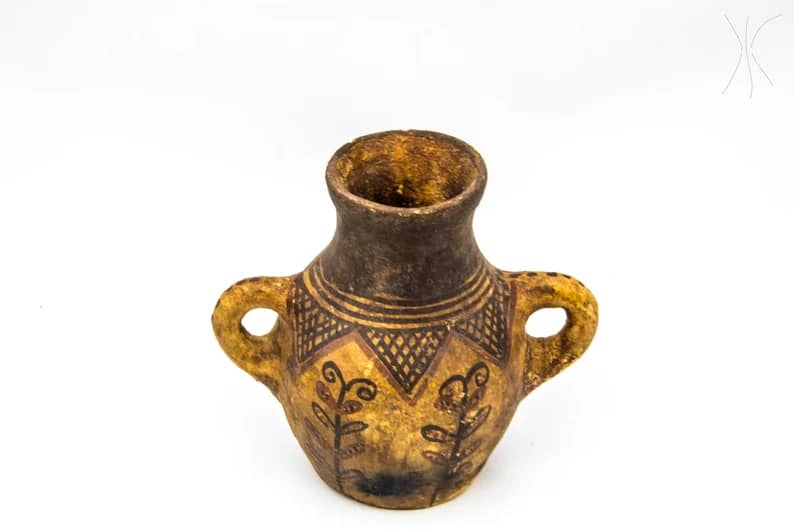 Antique clay Pottery Moroccan vase berber