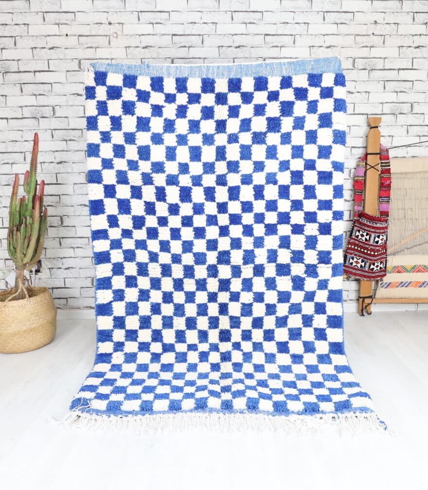 Msisna-Shag Moroccan Rug-Checkered rug (3'7" x 5'7")